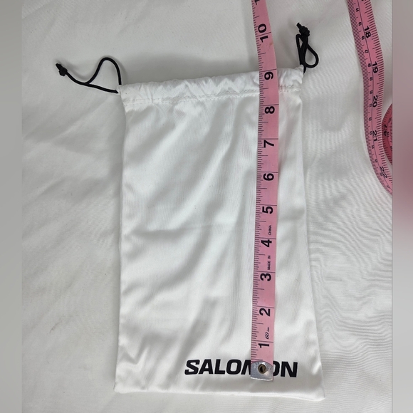 Salomon 9" X 6" Aprox In White Drawstring Bag Perfect For Goggles - Picture 4 of 6
